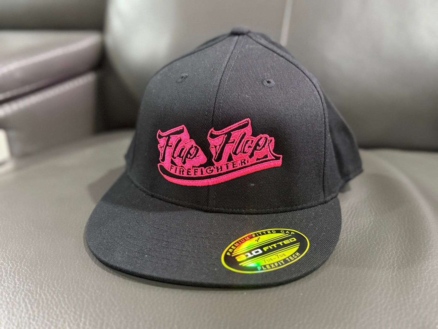 Port Authority Flex fit 210 Flat bill hat